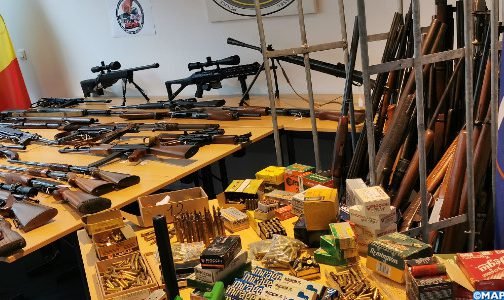 حجز ببروكسيل ترسانة كبير من الأسلحة وعربات فاخرة وذخيرة