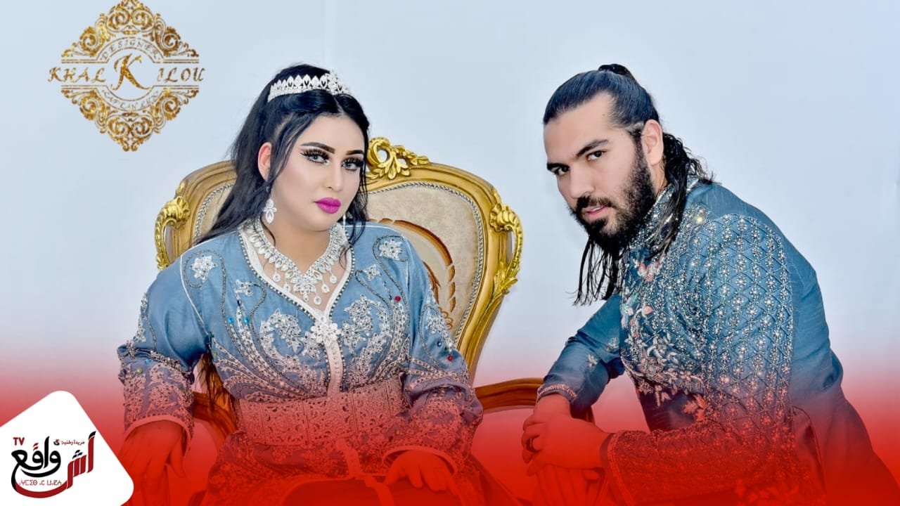 خليلو.. من فنان شعبي إلى مصمم أزياء عالمي