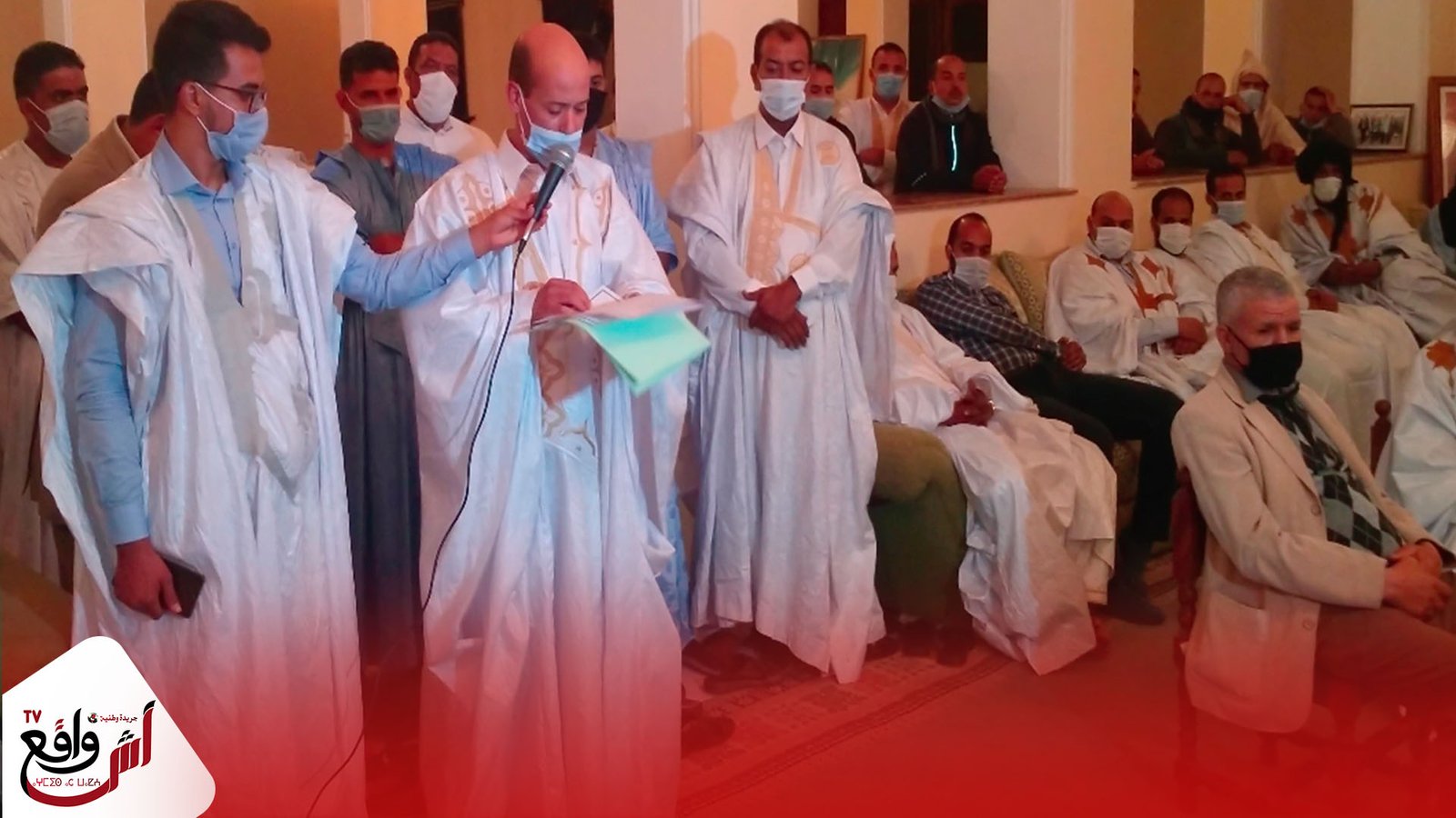 شيوخ القبائل الصحراوية ينددون بممارسات جبهة البوليساريو الوهمية ويوجهون نداء للمغاربة